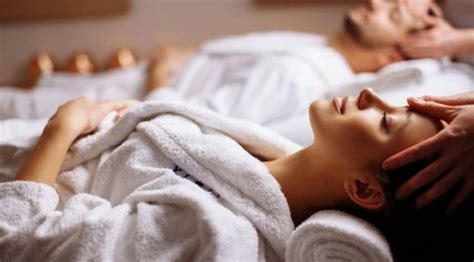 Massage sensuel complet du corps Massage sexuel Keswick